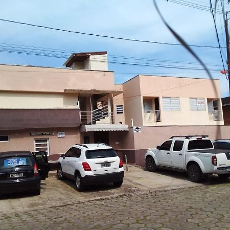 Apartamento Cond. Prive Em Caioba 2 Quadras Da Beira Mar Proximo Ao Restaurante Casa Do Camarao Matinhos Bagian luar foto